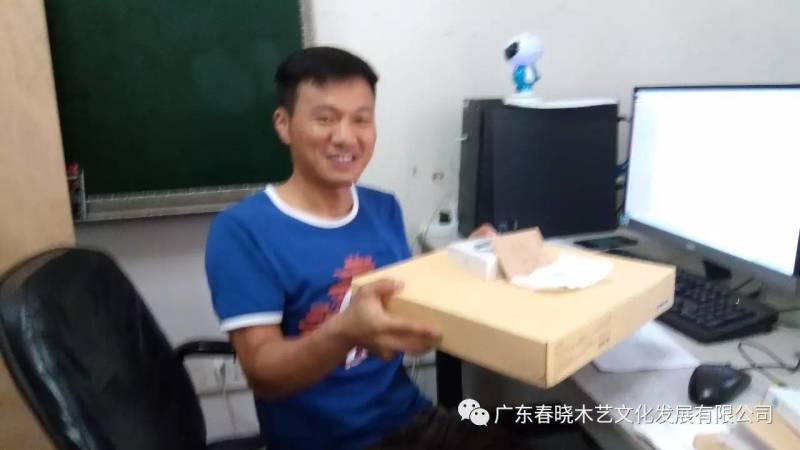 促進校企合作，傳遞紅木雅韻——第一屆“楚風木韻”家具創(chuàng)意設(shè)計大賽圓滿落(圖6)
