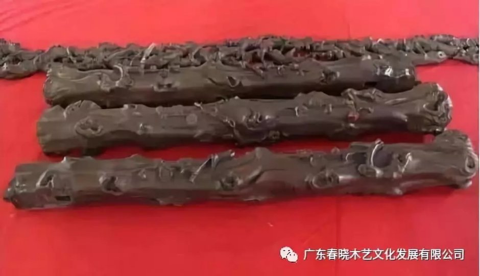 老紅木家具的修復(fù)過程，一經(jīng)修復(fù)煥然一新(圖14)